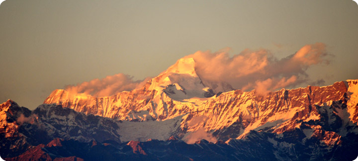 Kumaon: Mountain Views and Tiger trails