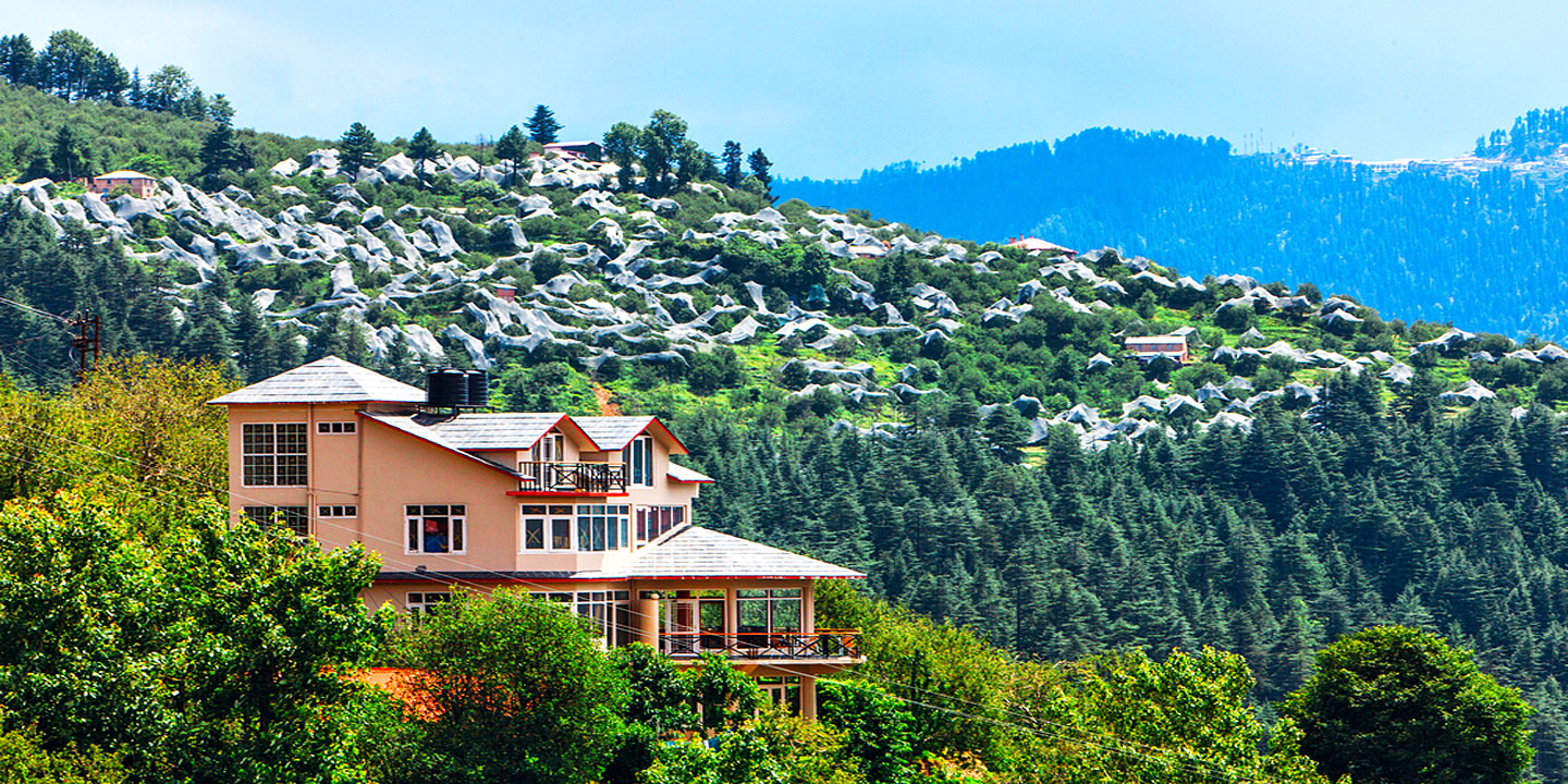 The Retreat, amidst apple orchard clad slopes 