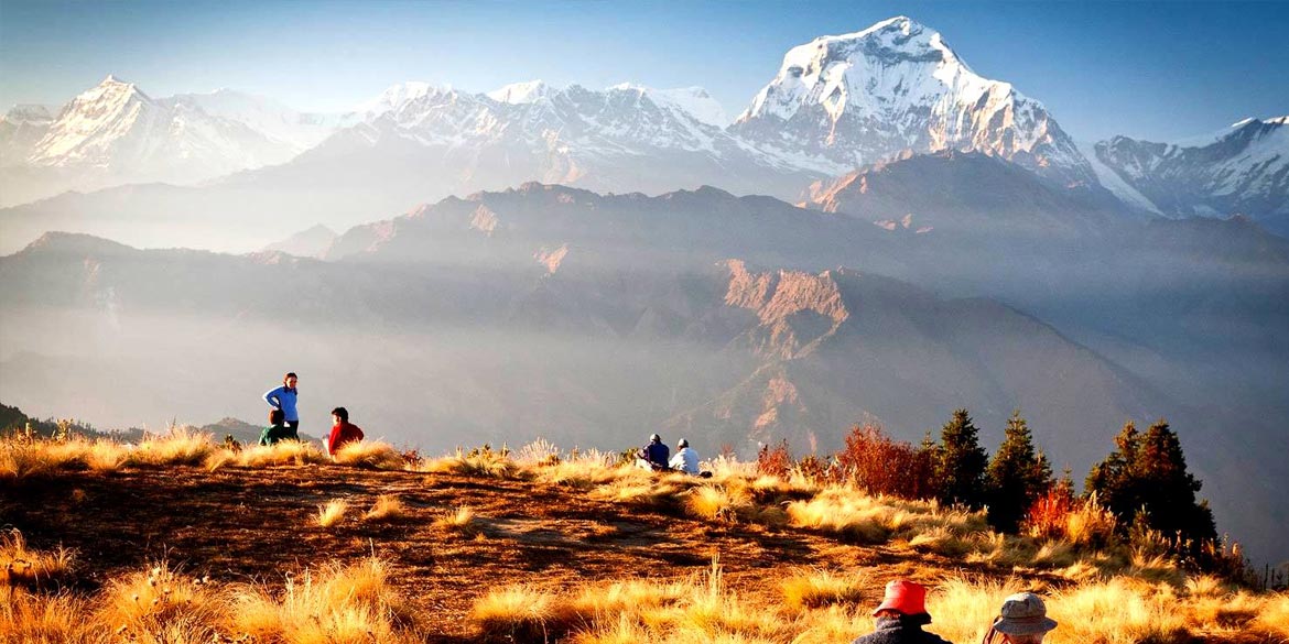 GHOREPANI – POON HILL (3210 M) - TADAPANI (2625 M) 6–7 hrs trek