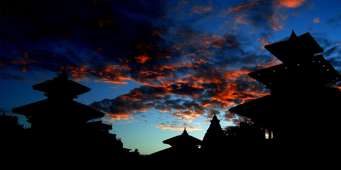 KATHMANDU (1400 M)