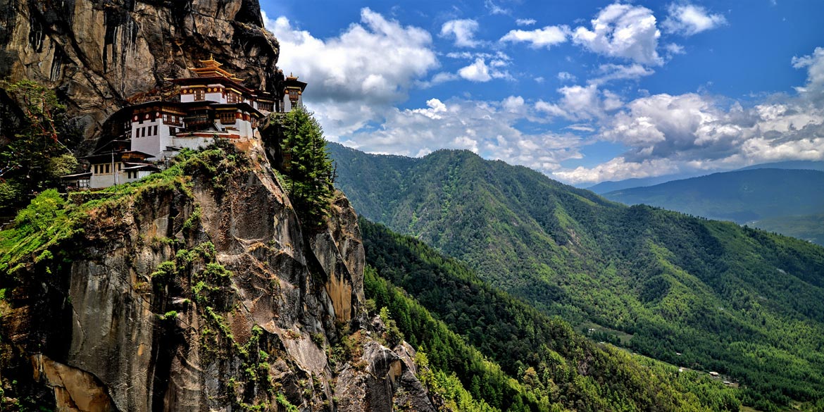 PARO – hike to Tiger’s Nest (5 hrs return)