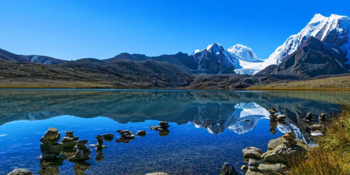 LACHEN - excursion to Chopta Valley & Gurudongmar Lake 65 km / 3 ½ hrs each way