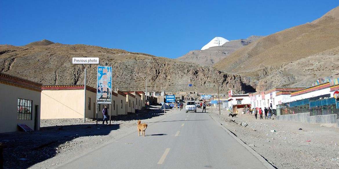 MANASAROVAR - DARCHEN (4664 M) 32 km / 45 mins