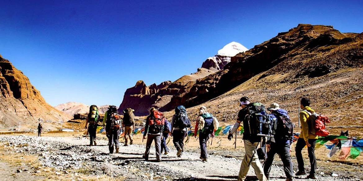 DARCHEN - YAMA DWAR 15 min drive - Start Parikrama to DHIRAPHUK (4820 M) 10 kms / 5-6 hrs trek 