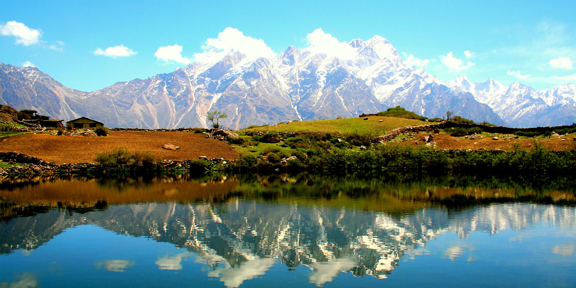 Sangla (2700m) - Sangla meadows (3600m) - 4-5 hrs