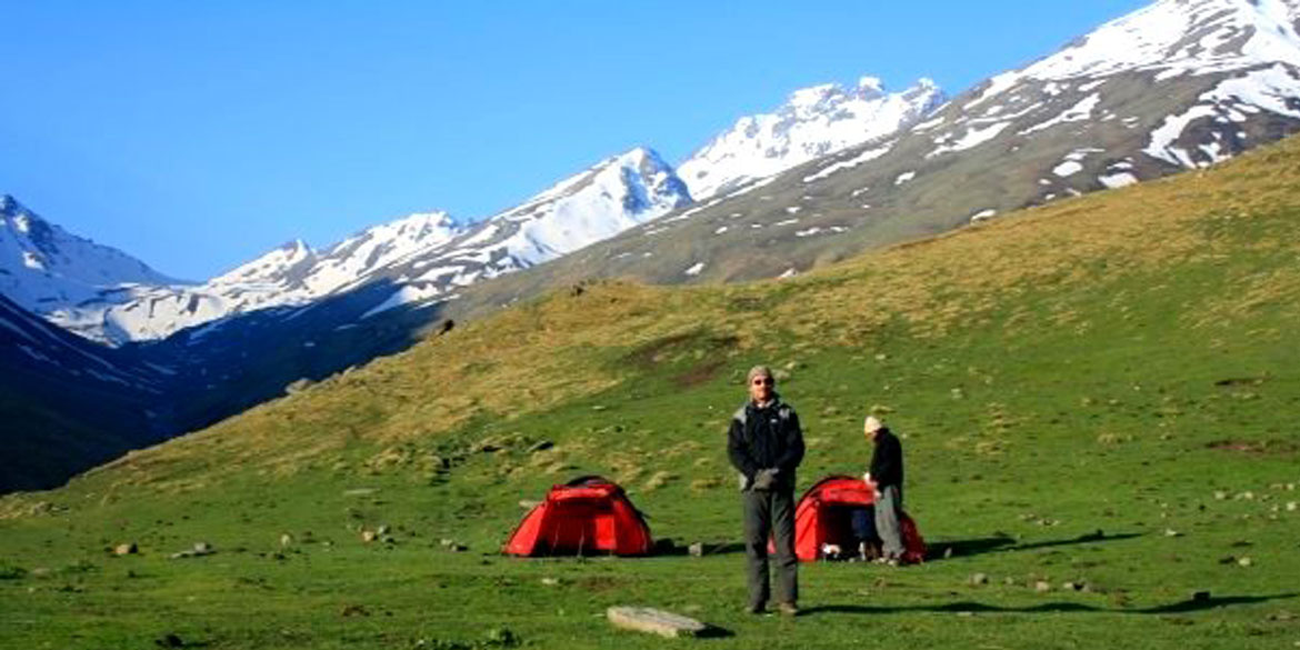 Sangla meadows- Base of Rupin pass (about 3500m) - 4-5 hrs